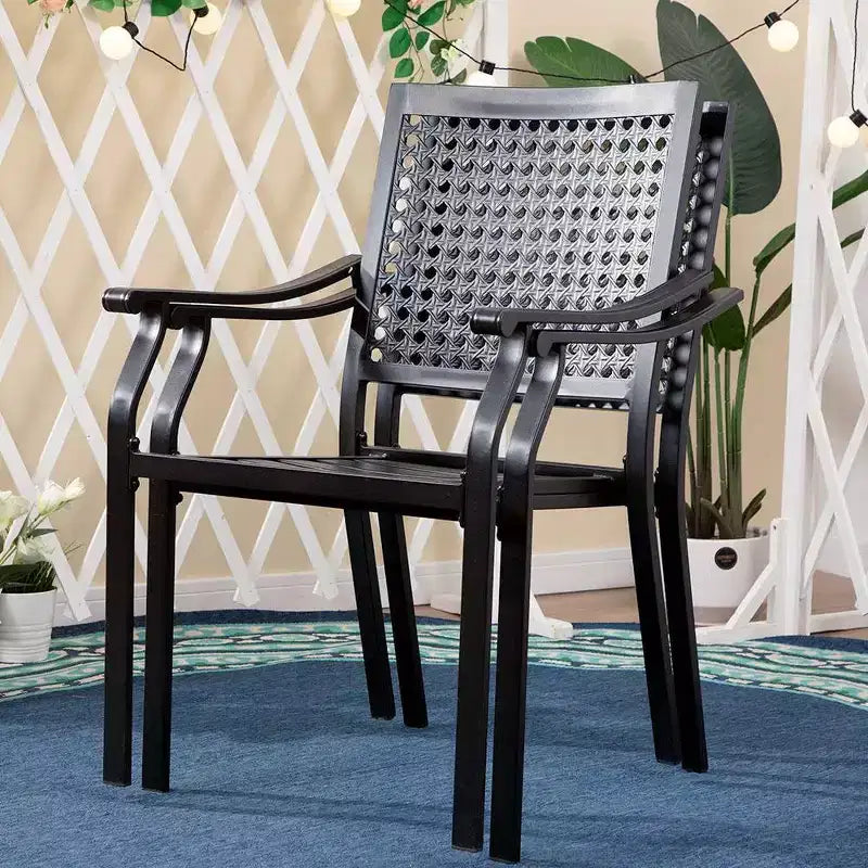 Set da pranzo da esterno da 5 pezzi con tavolo rotondo a doghe in metallo con foro per ombrellone - Captiva Designs: Sedie impilabili, resistenti alla ruggine