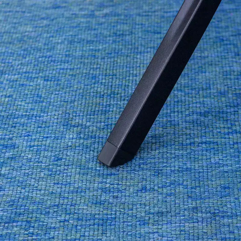 Set da pranzo da esterno 7 pezzi con tavolo rettangolare con foro per ombrellone da 1,57" e sedie in acciaio con braccioli - Nero - Captiva Designs