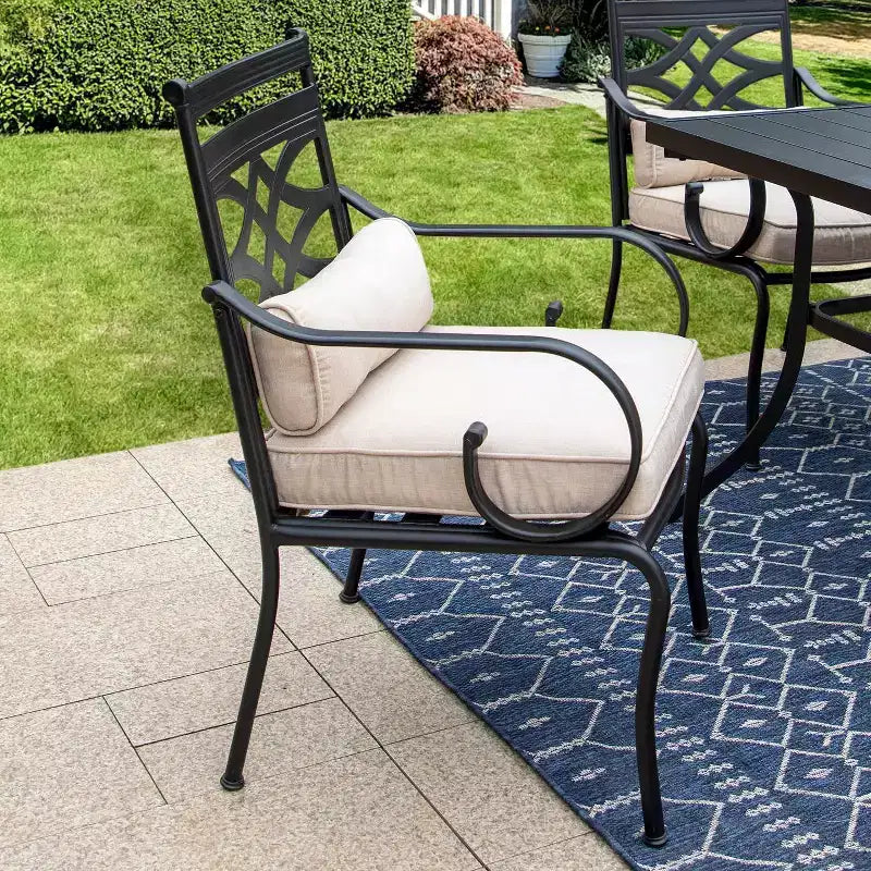 Set da pranzo da esterni da 7 pezzi con sedie con cuscini e grande tavolo in metallo con foro per ombrellone - Captiva Designs
