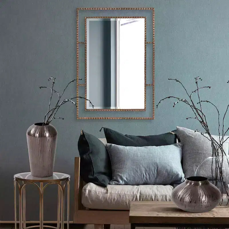 Specchio da parete e d'accento Gavin con cornice in metallo 33"x23": Rettangolare in ferro, nessun assemblaggio richiesto, arredamento moderno