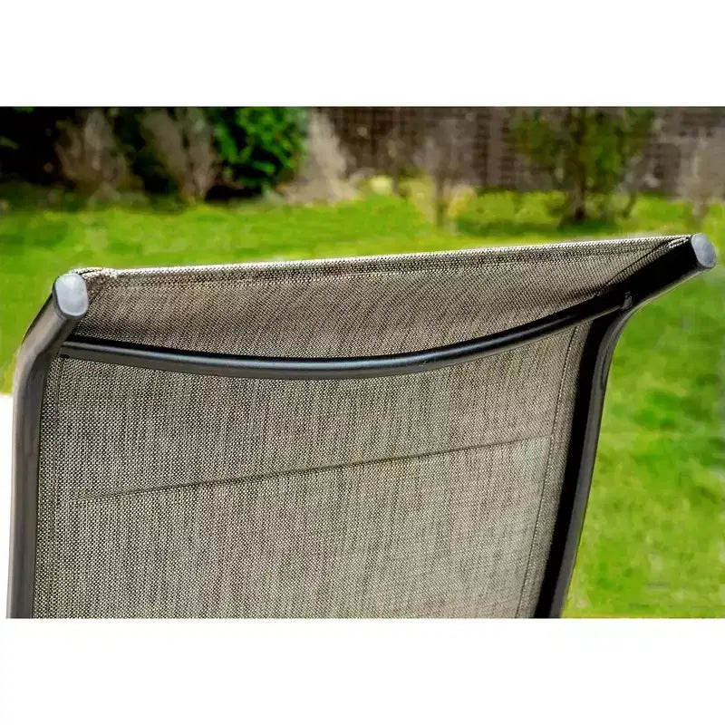 Captiva Designs Set da 7 Pezzi da Giardino Tavolo Rotondo in Acciaio Nero a Doghe con Foro per Ombrellone e Sedie in Textilene Marrone Grigio