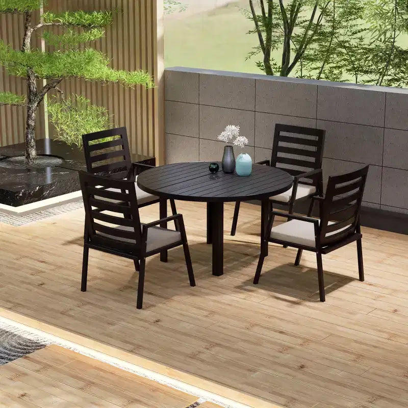 LeisureMod Chelsea Set da Pranzo da Giardino 5 Pezzi, Tavolo da Pranzo Rotondo in Alluminio da 48 pollici e 4 Sedie da Pranzo con Braccioli