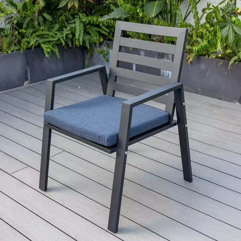 LeisureMod Chelsea Set da Pranzo da Giardino 5 Pezzi, Tavolo da Pranzo Rotondo in Alluminio da 48 pollici e 4 Sedie da Pranzo con Braccioli
