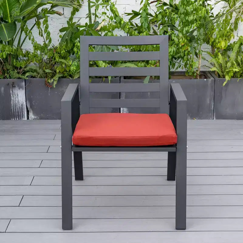 LeisureMod Chelsea Set da Pranzo da Giardino 5 Pezzi, Tavolo da Pranzo Rotondo in Alluminio da 48 pollici e 4 Sedie da Pranzo con Braccioli