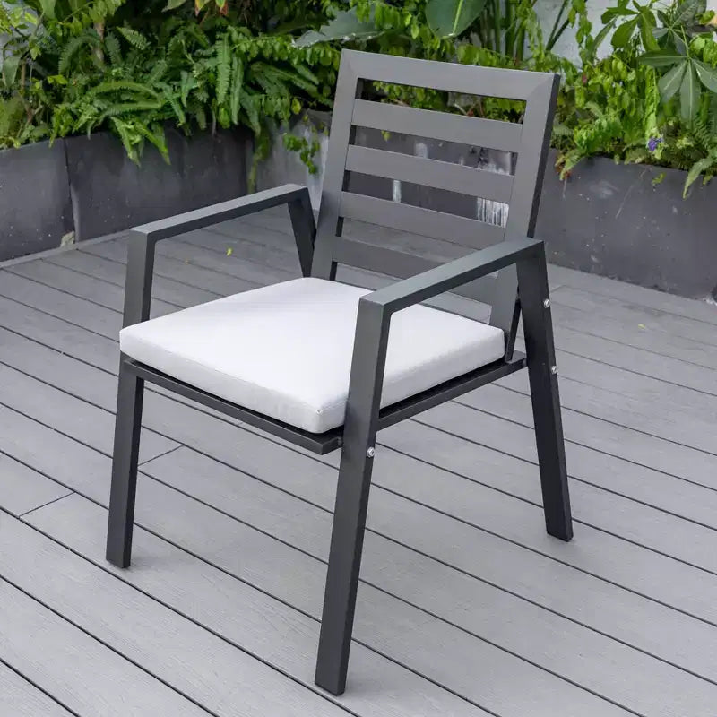 LeisureMod Chelsea Set da Pranzo da Giardino 5 Pezzi, Tavolo da Pranzo Rotondo in Alluminio da 48 pollici e 4 Sedie da Pranzo con Braccioli