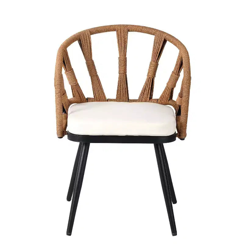 Set da esterno contemporaneo Whisen con sedie in rattan PE e tavolo in legno plastico, adatto per giardini e prati