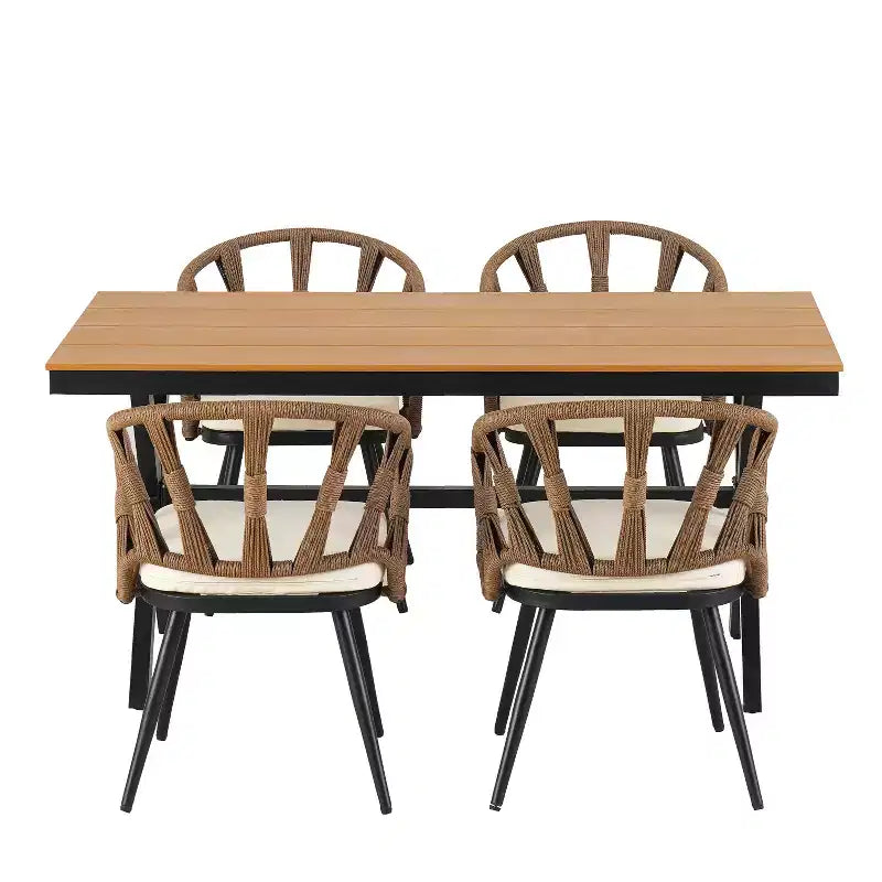 Set da esterno contemporaneo Whisen con sedie in rattan PE e tavolo in legno plastico, adatto per giardini e prati