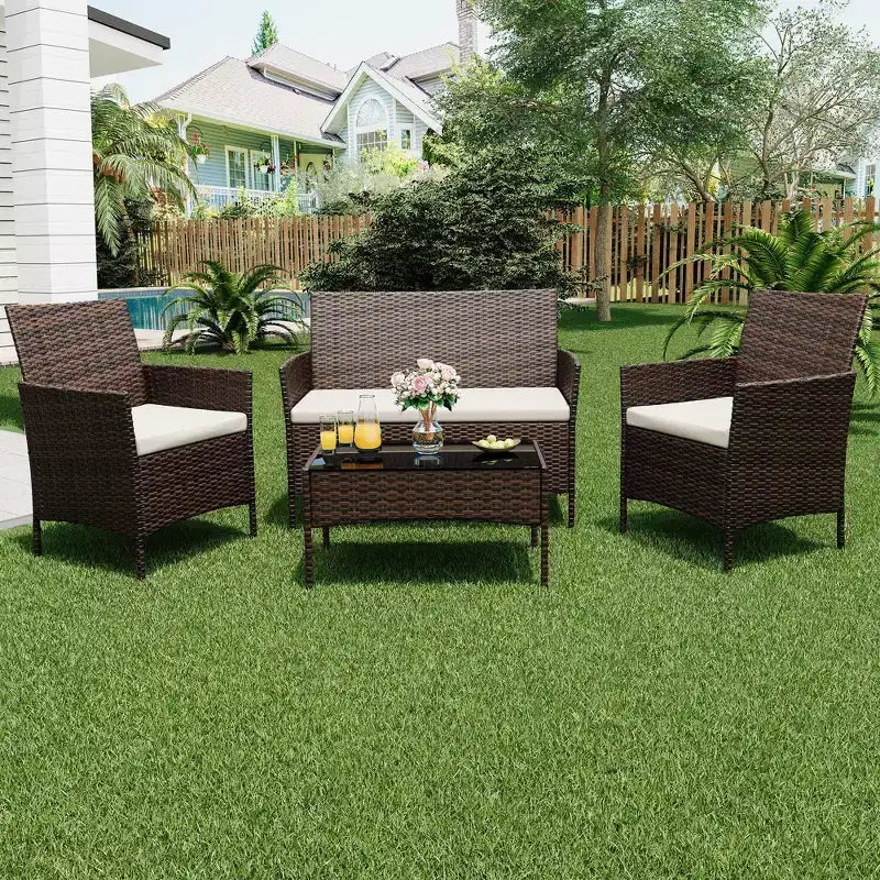 Set da 4 mobili da giardino, sedie in rattan da esterno, divano in rattan All-Weather Dialogue con imbottitura e tavolino in vetro