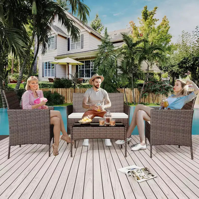 Set da 4 mobili da giardino, sedie in rattan da esterno, divano in rattan All-Weather Dialogue con imbottitura e tavolino in vetro