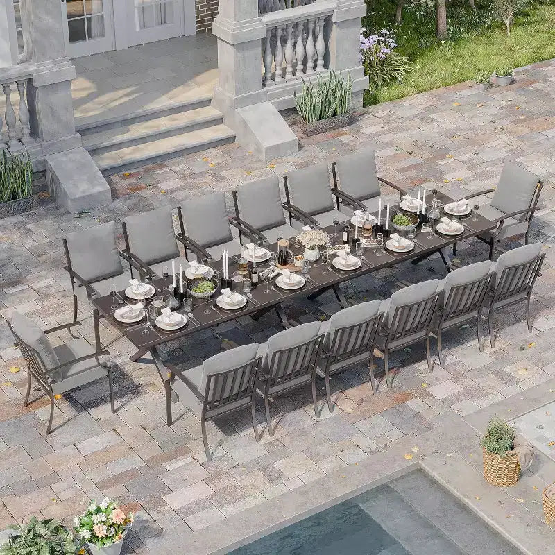 Set da pranzo da patio da esterno ALAULM da 16 pezzi, set di mobili da patio in metallo con 14 sedie fisse e 2 tavoli grandi con ombrellone per il giardino