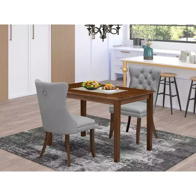 Set tavolo da pranzo HomeStock a 3 pezzi con piano rettangolare in legno massello e finitura noce antico