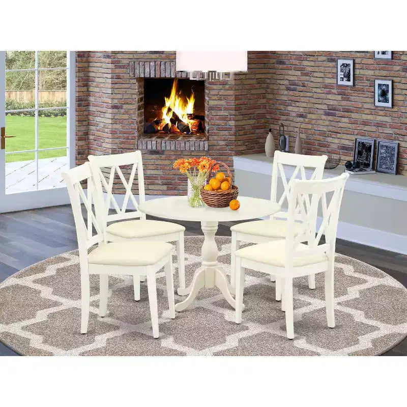 HomeStock Set da pranzo in 5 pezzi, piano in legno massello con finitura lino bianco, tavolo con 4 sedie con schienale a doghe a scomparsa