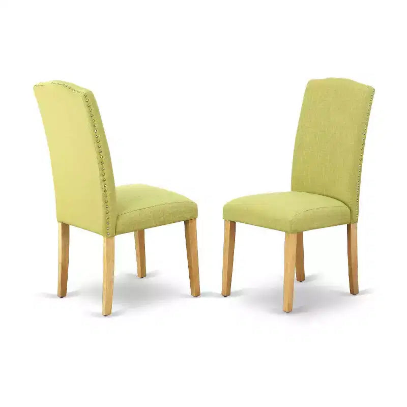 HomeStock Tavolo da pranzo rettangolare a 7 pezzi con piano in legno massello finitura rovere naturale e 6 sedie Parson