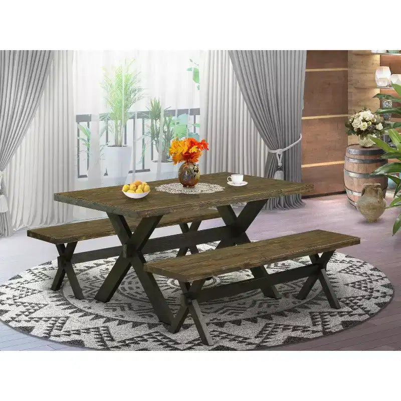 HomeStock Tavolo da pranzo rettangolare a 3 pezzi con piano in legno massiccio, finitura Jacobean anticata e 2 panche