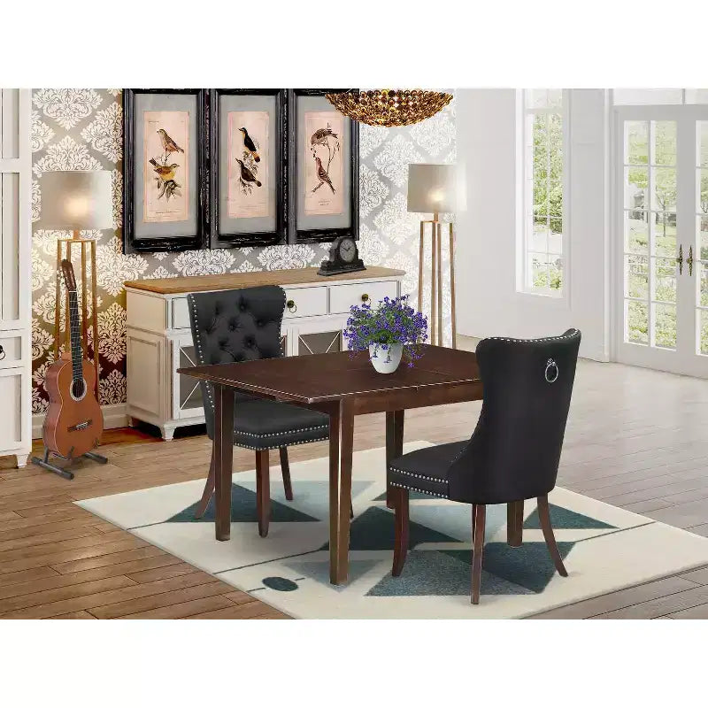 Set da tavolo da pranzo HomeStock in 3 pezzi con piano rettangolare in legno massello con finitura mogano e prolunga a farfalla