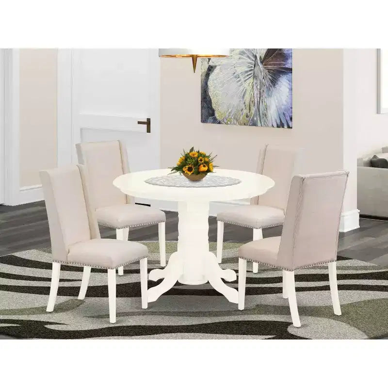 HomeStock Tavolo da pranzo a 5 pezzi, piano in legno massello con finitura color latticello e ciliegio, con 4 sedie Parson