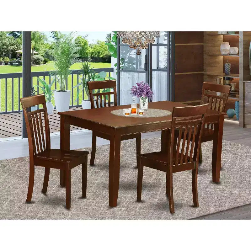 HomeStock Tavolo da pranzo rettangolare a 5 pezzi con piano in legno massello finitura mogano e 4 sedie