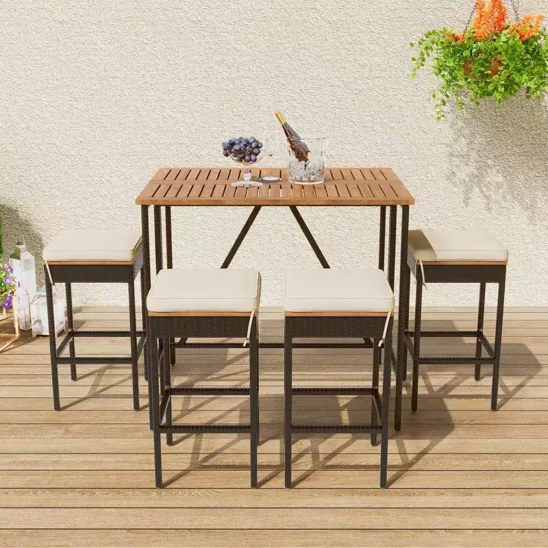 GDFStudio Mason Patio Set da pranzo moderno a 5 pezzi in legno di acacia e vimini in PE con sgabelli imbottiti, altezza bancone