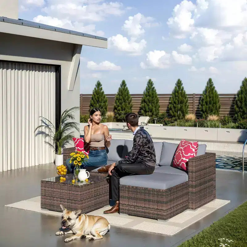 Set da 5 pezzi di mobili da giardino, Set da giardino per tutte le stagioni - Divano componibile in vimini PE con tavolo in vetro temperato, Mobili modulari da esterno per bordi piscina, Marrone