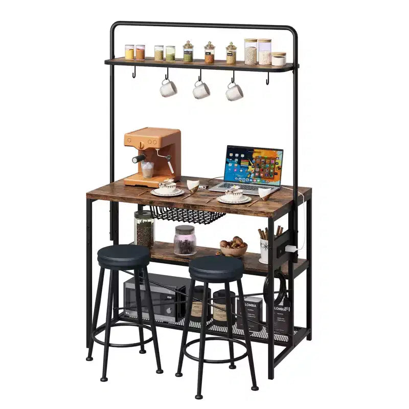 Tavolo da pranzo a isola da cucina industriale con presa di corrente, tavolo da 106 cm, ripiani portaoggetti, 2 sgabelli da bar, 5 ganci, supporto per microonde, angolo caffè