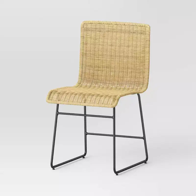 Sedia da pranzo moderna in rattan con gambe in metallo beige - ™ : Struttura nera, design effetto rattan