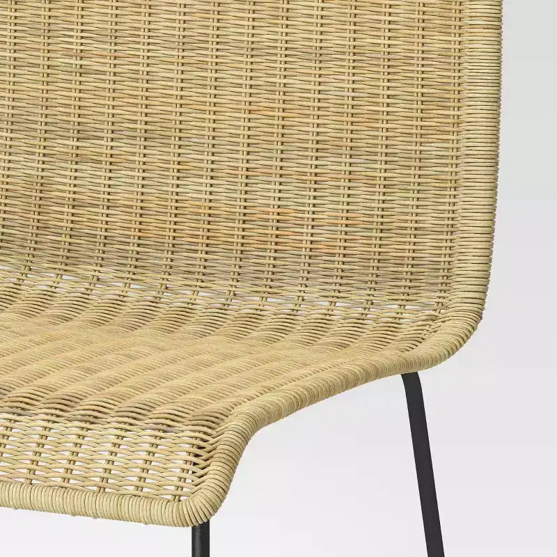 Sedia da pranzo moderna in rattan con gambe in metallo beige - ™ : Struttura nera, design effetto rattan