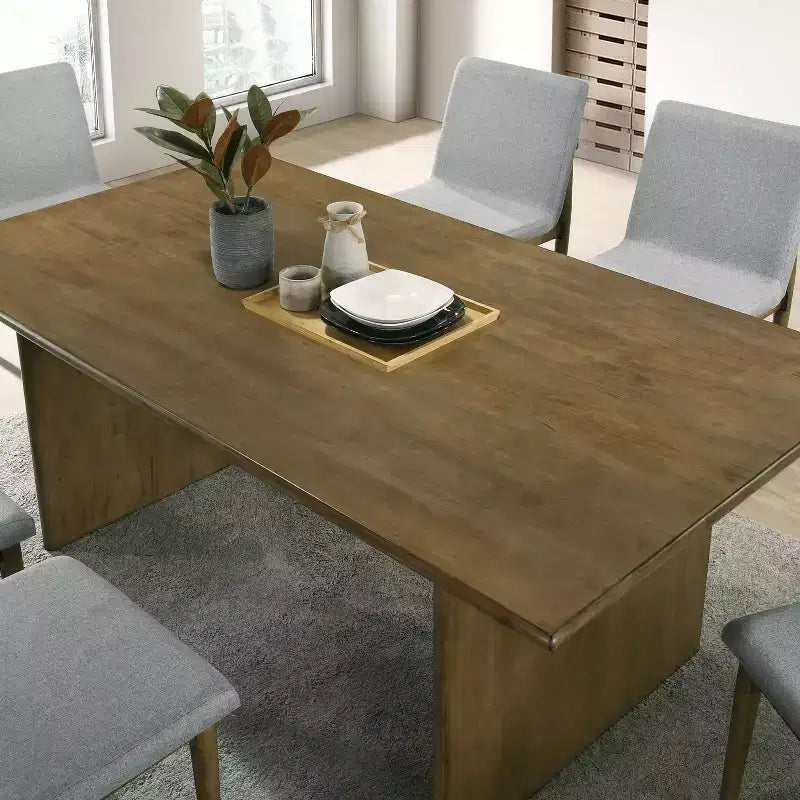 HOMES: Inside + Out Set da pranzo Avery Mid-Century Modern 7 pz