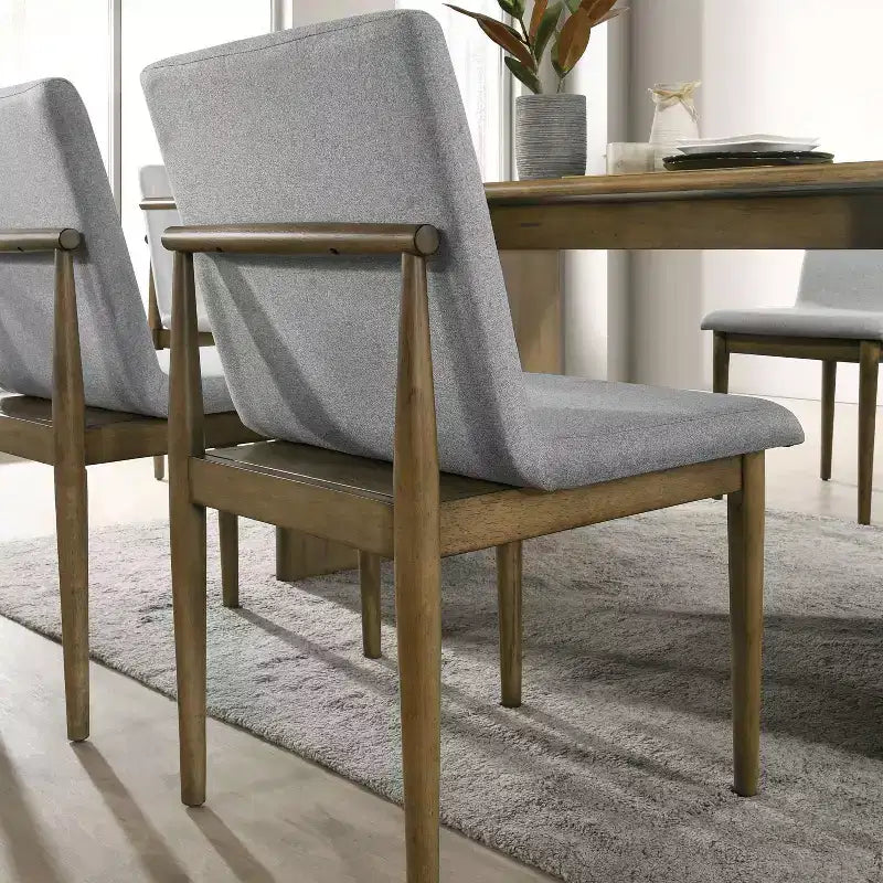 HOMES: Inside + Out Set da pranzo Avery Mid-Century Modern 7 pz