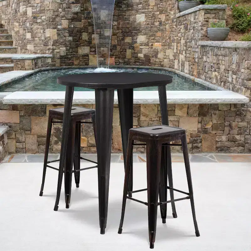 Flash Furniture Set Tavolo da Bar Rotondo 30" in Metallo per Interni-Esterni di Grado Commerciale con 2 Sgabelli Senza Schienale con Seduta Quadrata
