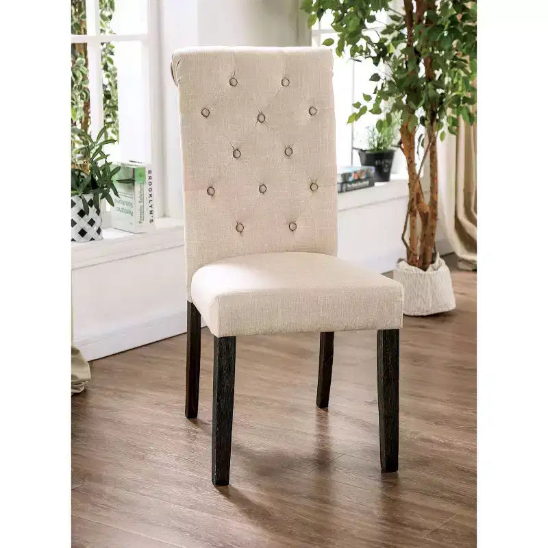 Set da pranzo rotondo Hedgeburn da 5 pz - HOMES: Inside + Out