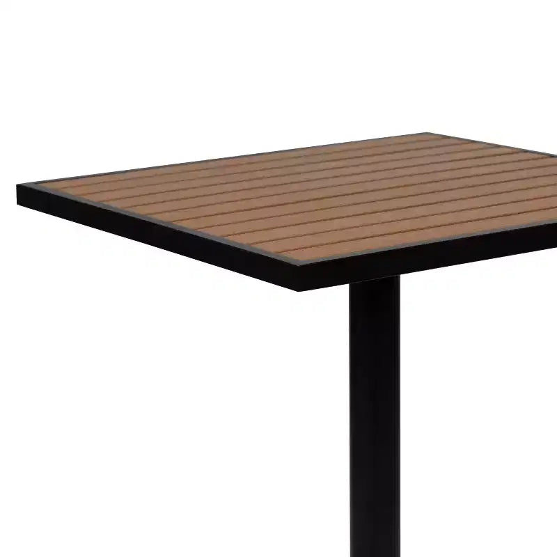 Set da pranzo Flash Furniture Lark da esterno per patio con tavolo da bistrò, 4 sedie e doghe in finto teak in polietilene