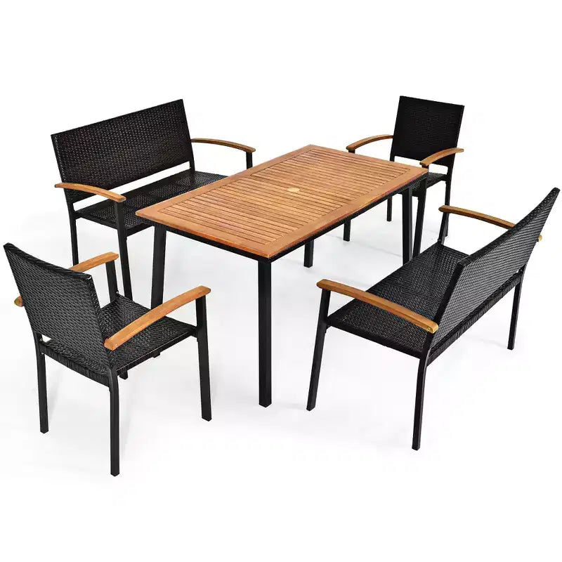 Costway Set da Pranzo per Esterni 5 pz in Rattan con Piano Tavolo in Legno di Acacia Sedie Impilabili e Panca