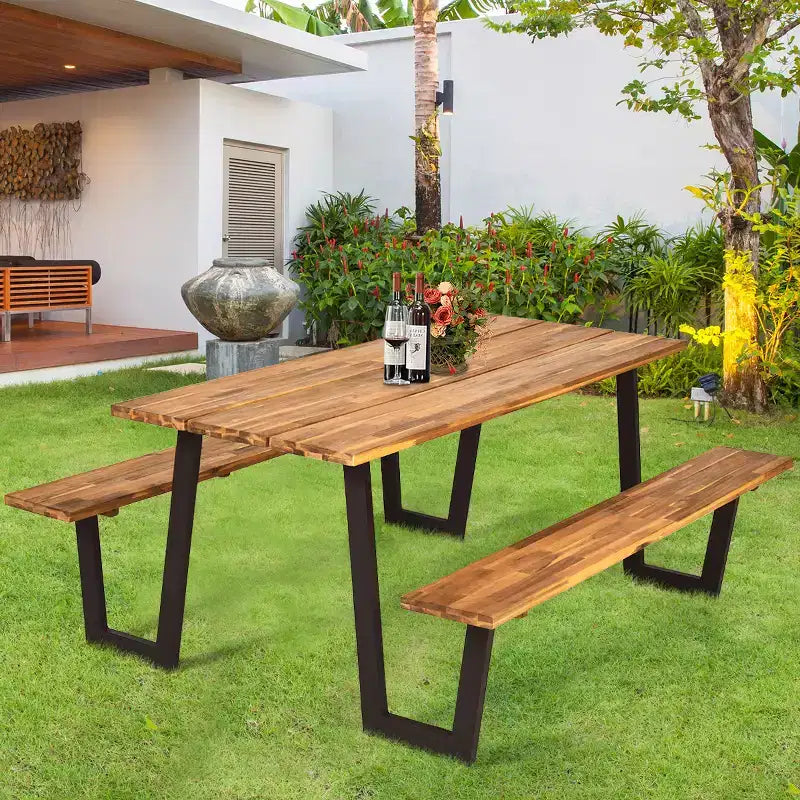Tavolo da picnic brevettato Costway con 2 panche, set da pranzo da 70'' con sedute e foro per ombrellone