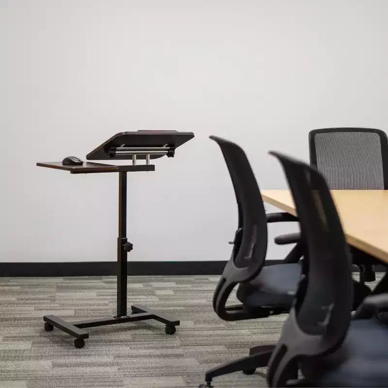 Carrello per laptop regolabile in altezza con tavolino laterale e postazione di lavoro dinamica, supporto per laptop, marrone