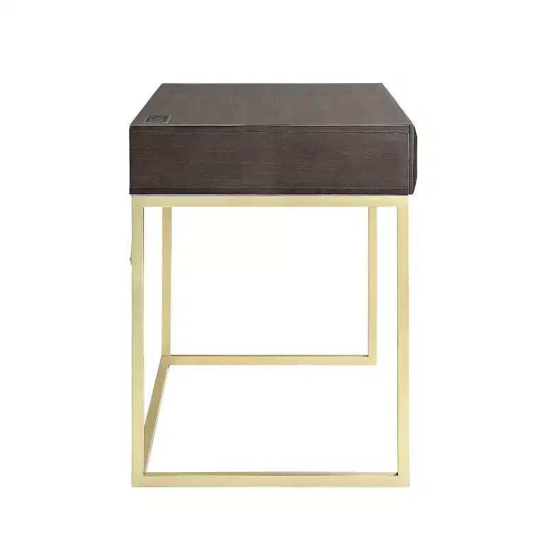 Scrivania con prese e porte USB -