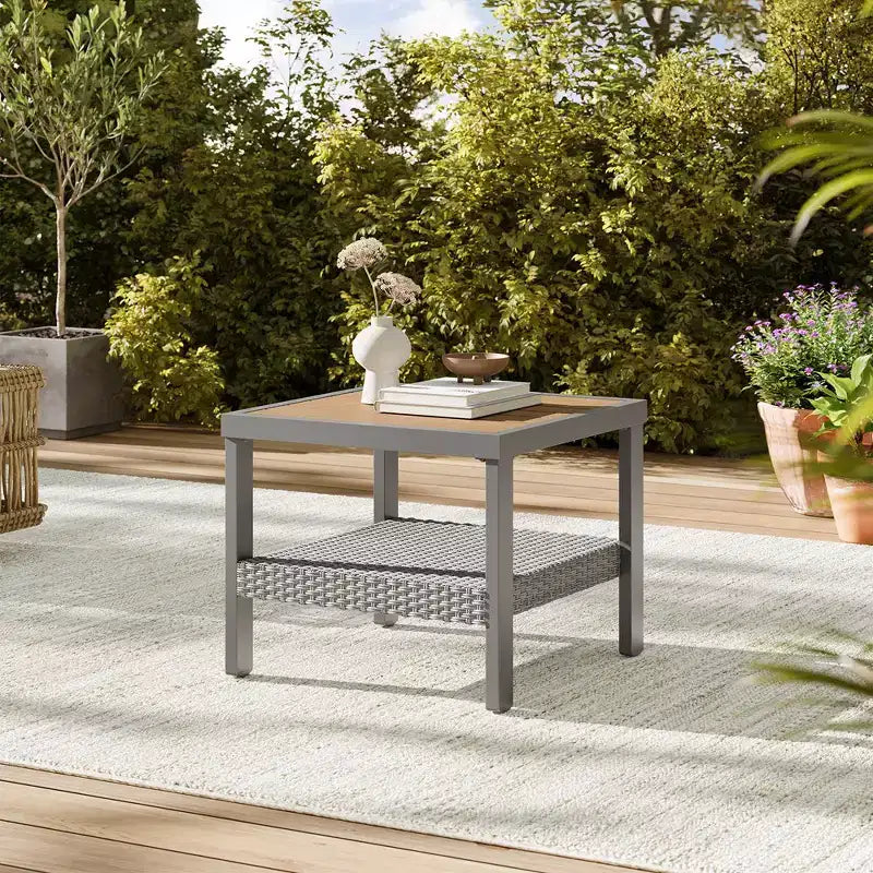 SONGMICS HOME Collezione Sencillo - Set di Mobili da Giardino a 5 Pezzi, 2 Sedie a Sdraio, 2 Poggiapiedi, 1 Tavolino da Caffè, Mobili per Esterni, Grigio e Beige
